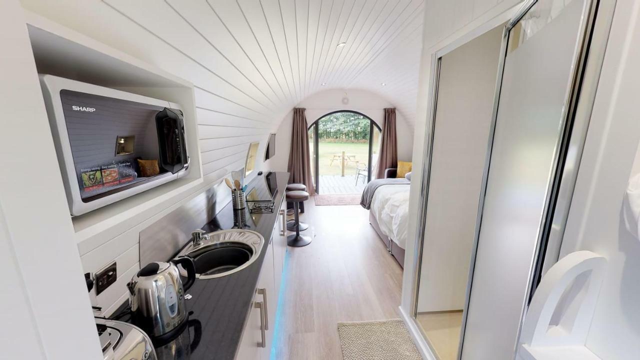 Millview Meadow Retreats Hotel เกรทยาร์มัธ ภายนอก รูปภาพ
